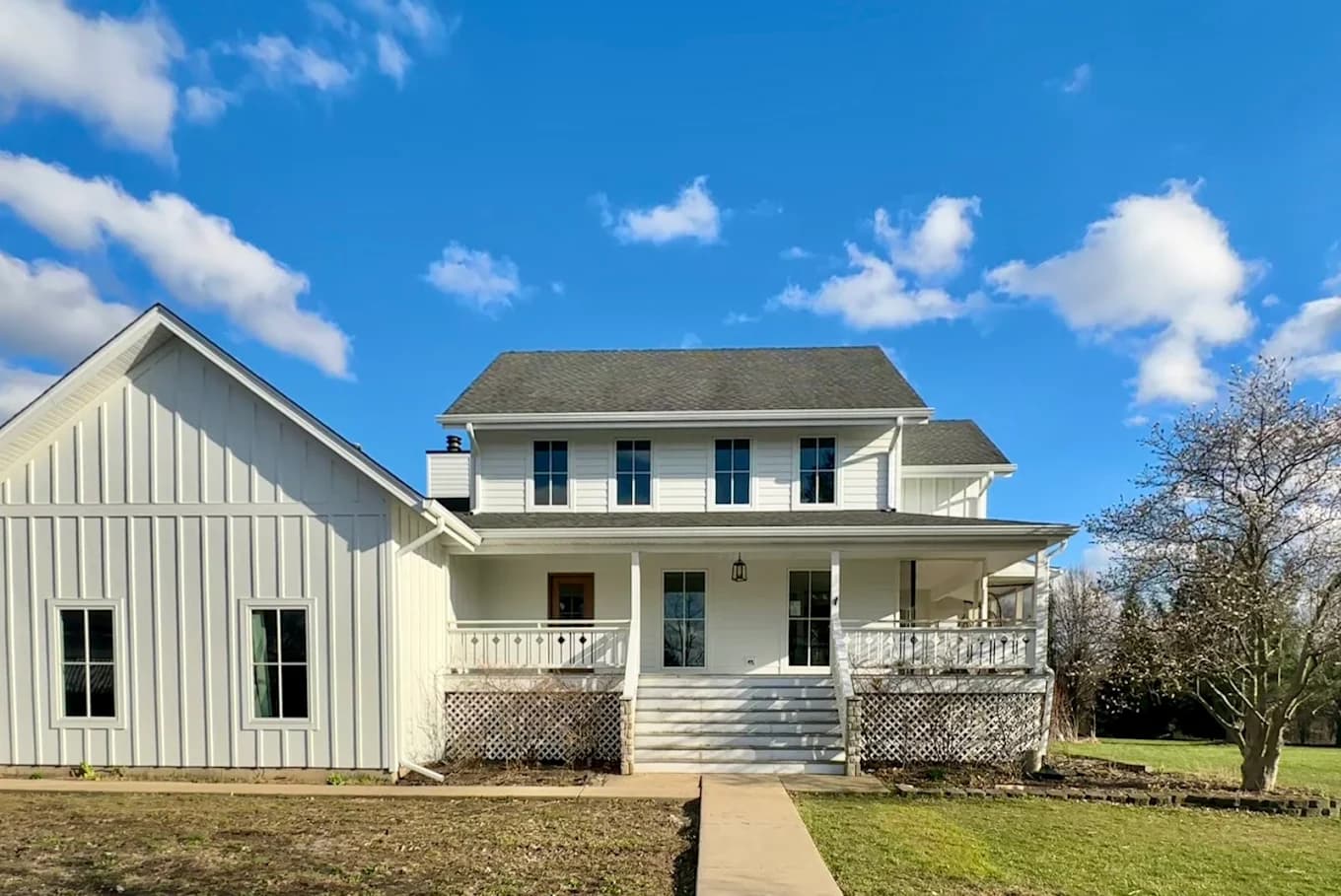 A completed Heritage Contractors home exterior in the Chicago area