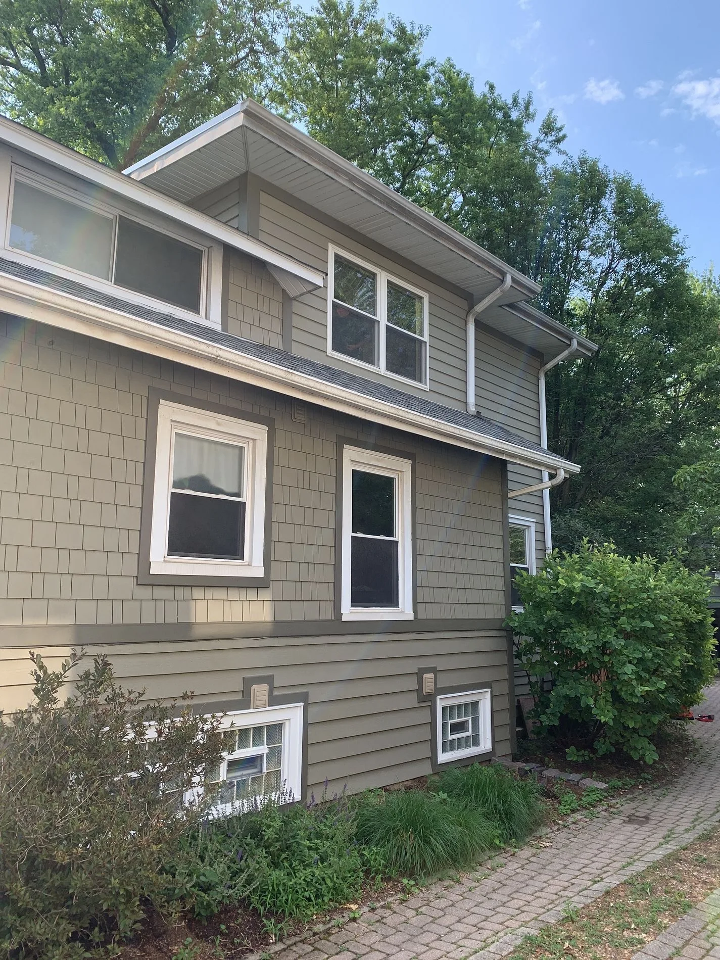 Advanced Window Corp. vinyl window installation by Heritage Contractors in Beverly